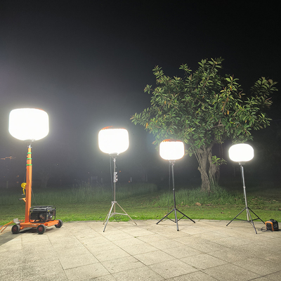 Luz de trabajo portátil versátil 700Watt Balón LED Torre de luz para el mantenimiento de la carretera